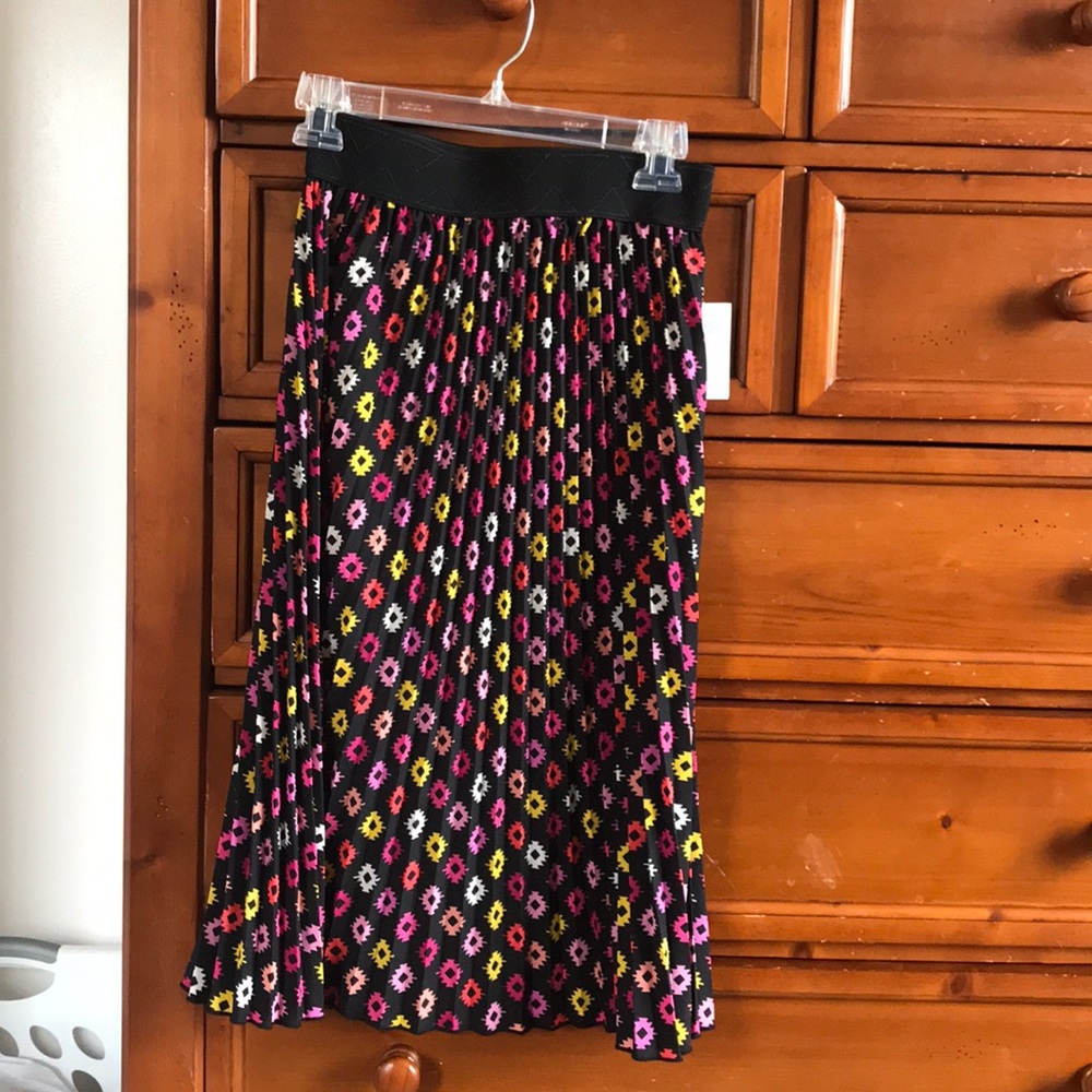 NWT Lularoe Jill skirt size XS.